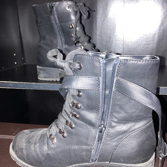 Combat boots - Picture 2 of 2